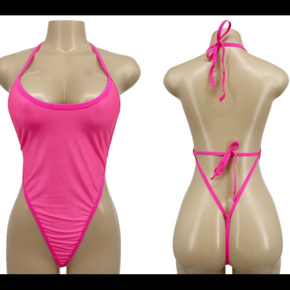 LINGERIE/ EXOTIC CLUB WEAR/ CLUB WEAR